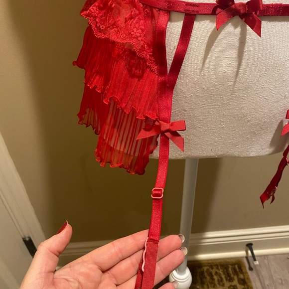 Agent Provocateur Red Tiered Garter Belt - Picture 6 of 7